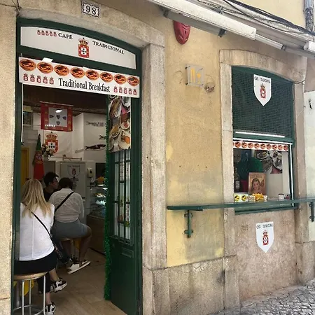 アパート Perfect Mouraria